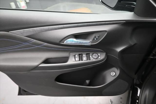 2026 Buick NV Sport Touring FWD