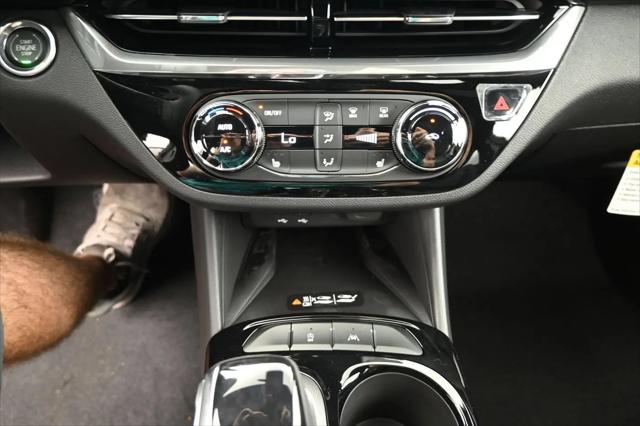 2026 Buick NV Sport Touring FWD
