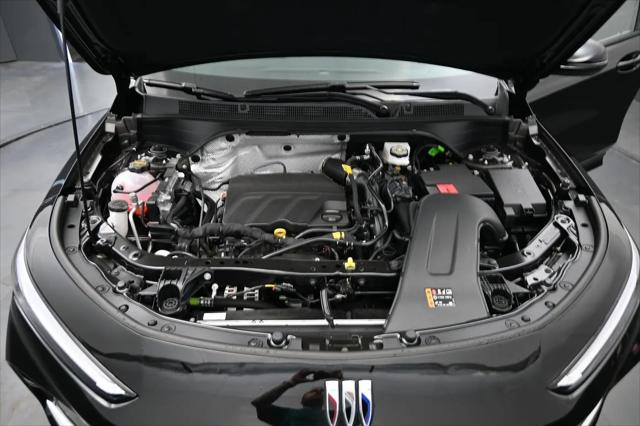 2026 Buick NV Sport Touring FWD