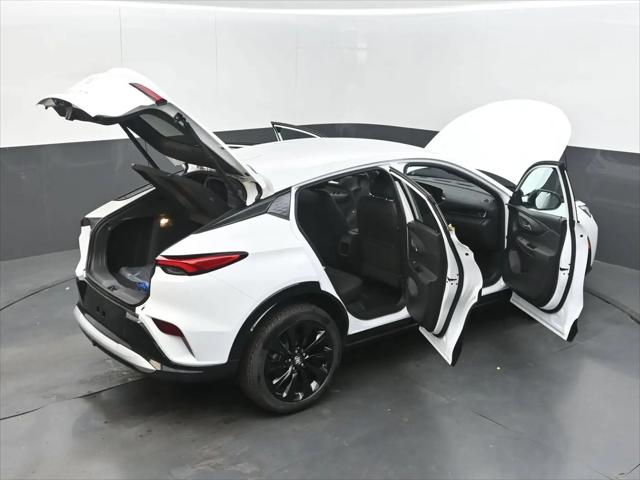 2026 Buick NV Sport Touring FWD