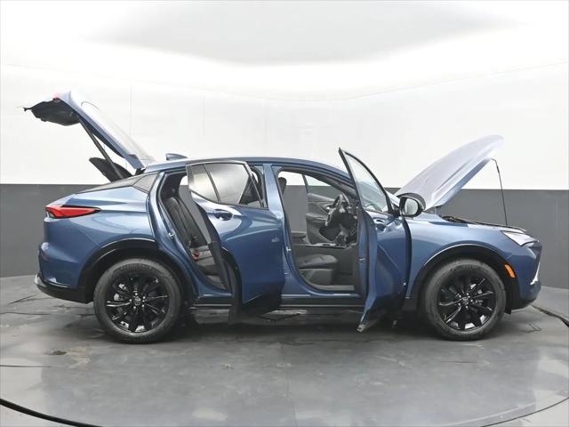2026 Buick NV Sport Touring FWD