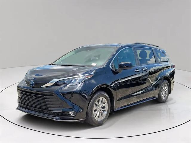 2025 Toyota Sienna XLE for sale in Coral Gables, FL