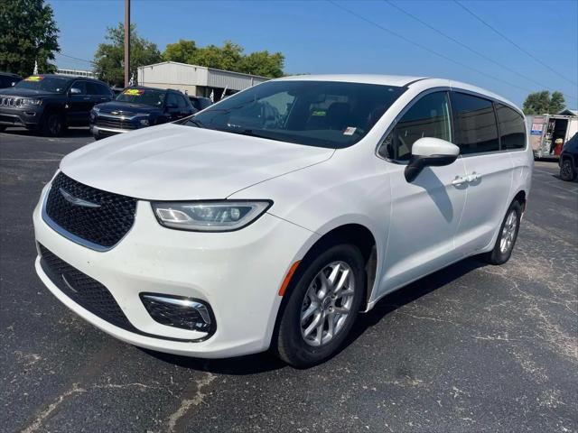 2023 Chrysler Pacifica Touring