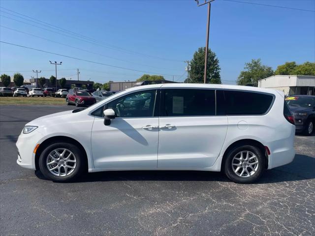 2023 Chrysler Pacifica Touring