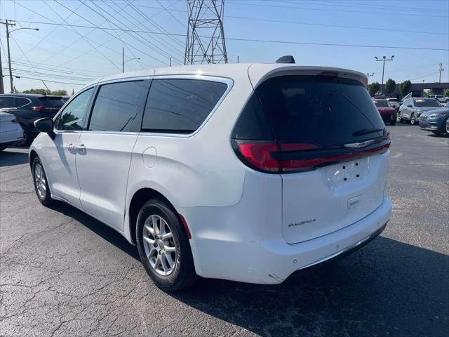 2023 Chrysler Pacifica Touring
