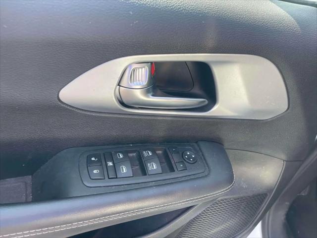 2023 Chrysler Pacifica Touring