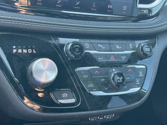 2023 Chrysler Pacifica Touring