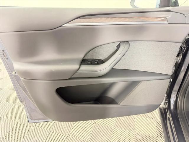 2024 Tesla Model X Long Range