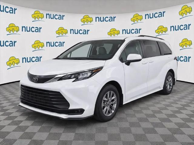 2026 Toyota Sienna LE for sale in Norwood, MA