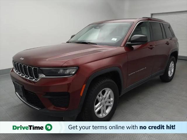 2023 Jeep Grand Cherokee Laredo 4x4 for sale in Independence, MO