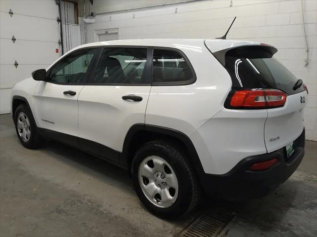 2016 Jeep Cherokee Sport
