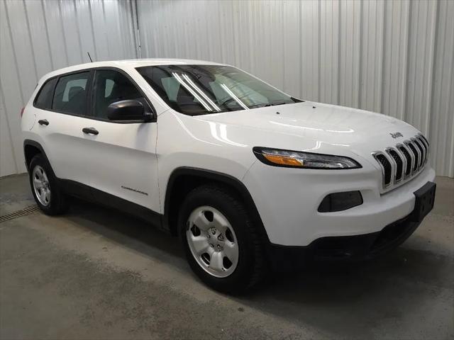2016 Jeep Cherokee Sport