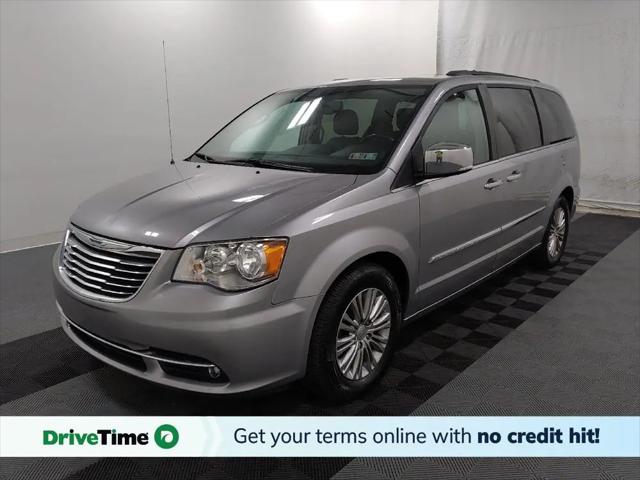 2016 Chrysler Town & Country Touring-L Anniversary Edition for sale in Pittsburgh, PA