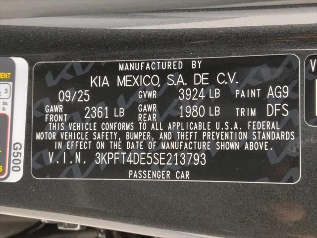 2025 Kia K4 LXS