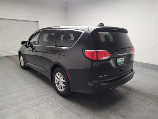 2017 Chrysler Pacifica Touring