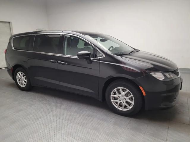 2017 Chrysler Pacifica Touring