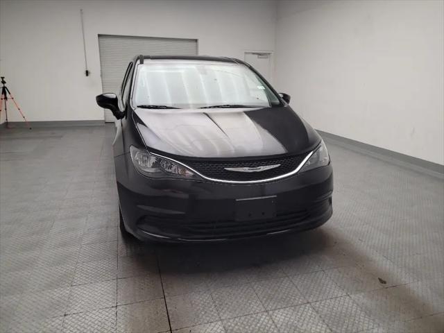 2017 Chrysler Pacifica Touring