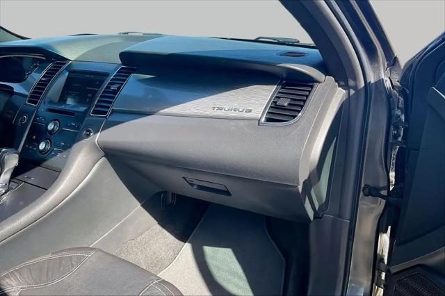 2015 Ford Taurus SEL