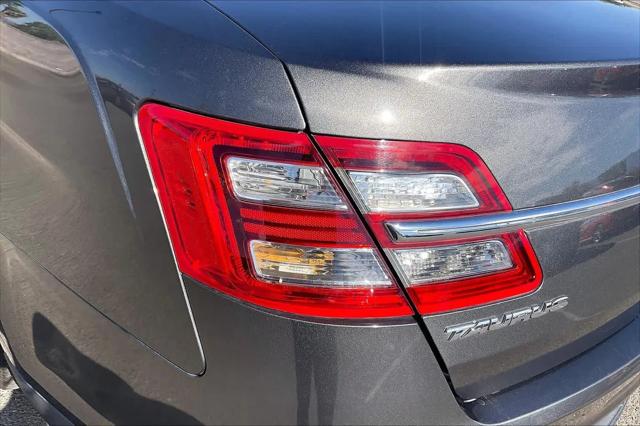 2015 Ford Taurus SEL