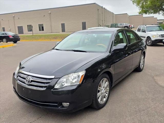 2006 Toyota Avalon XL for sale in Maplewood, MN