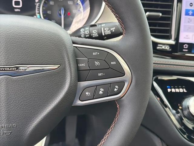 2024 Chrysler Pacifica Pinnacle AWD