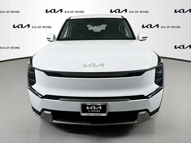 2026 Kia EV9 Light Long Range