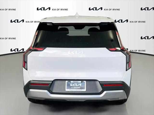 2026 Kia EV9 Light Long Range