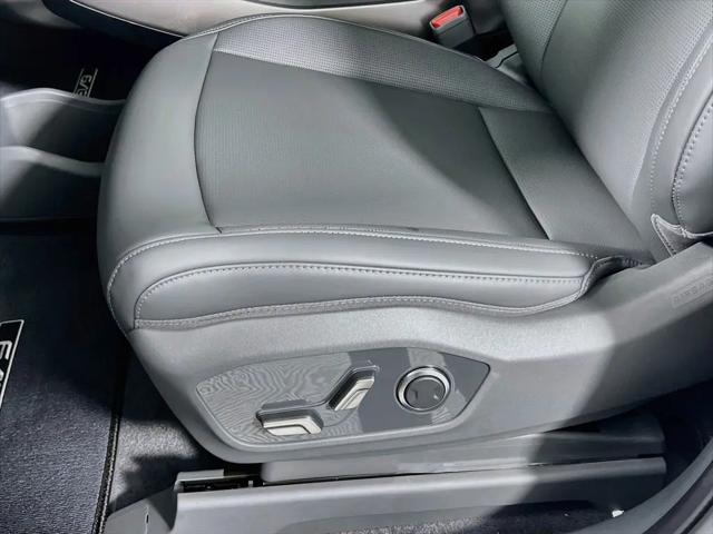 2026 Kia EV9 Light Long Range
