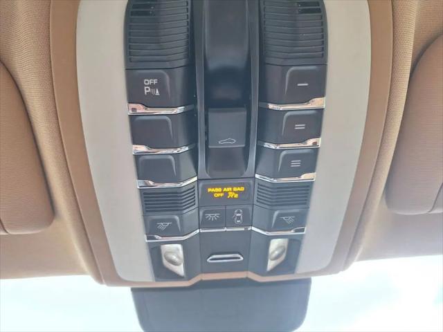 2016 Porsche Panamera Panamera