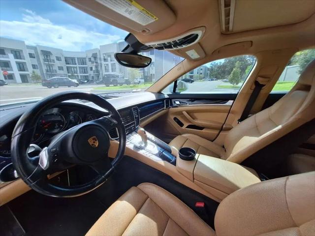 2016 Porsche Panamera Panamera