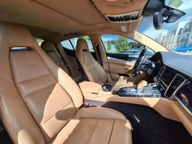 2016 Porsche Panamera Panamera