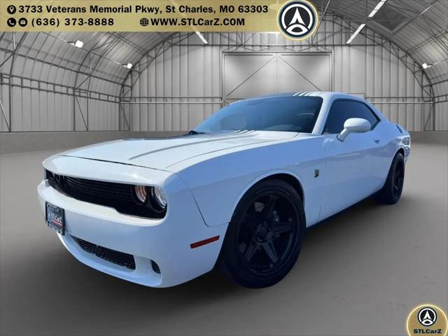 2016 Dodge Challenger 392 Hemi Scat Pack Shaker