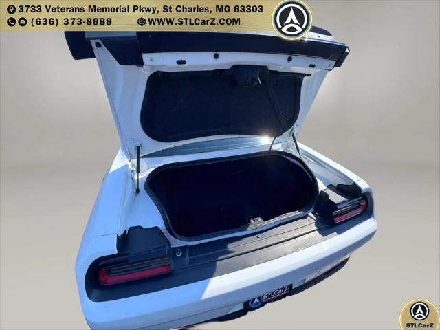 2016 Dodge Challenger 392 Hemi Scat Pack Shaker