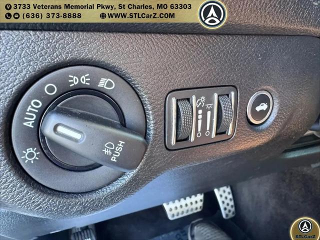 2016 Dodge Challenger 392 Hemi Scat Pack Shaker