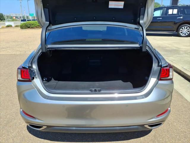 2019 Lexus ES 350 Luxury