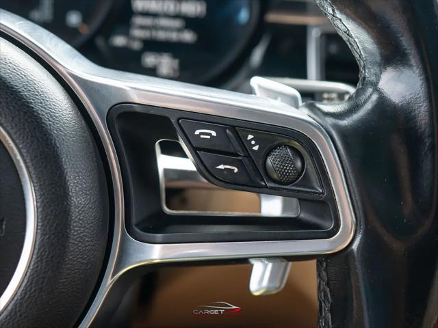 2018 Porsche Macan Macan