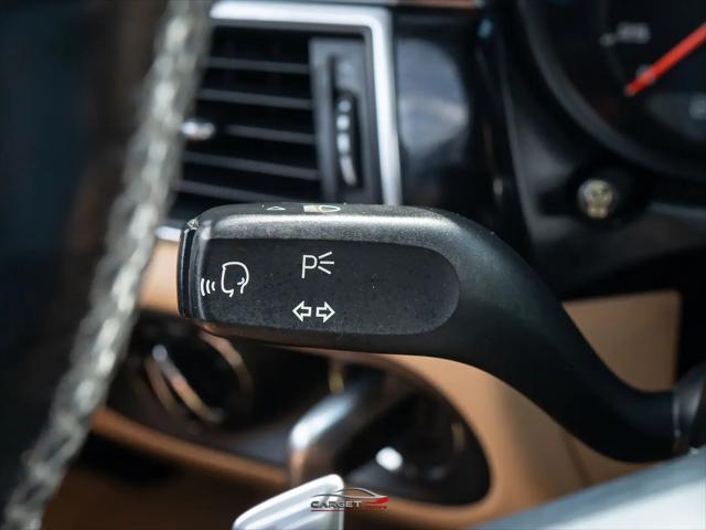 2018 Porsche Macan Macan