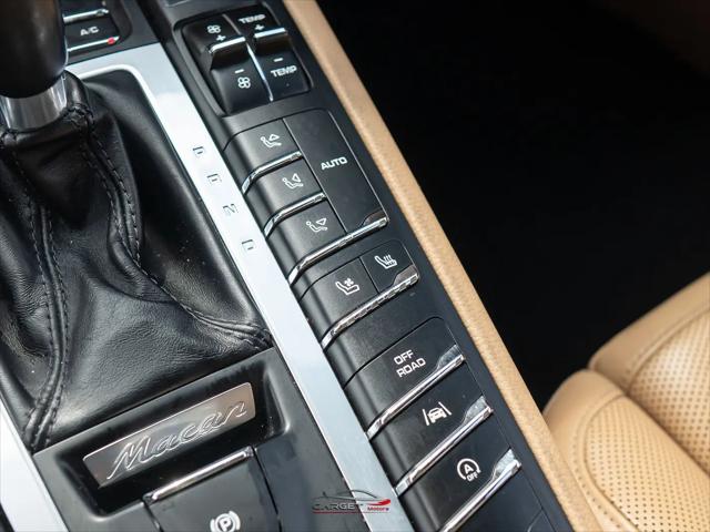 2018 Porsche Macan Macan