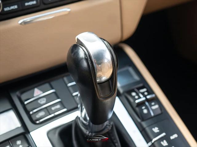 2018 Porsche Macan Macan