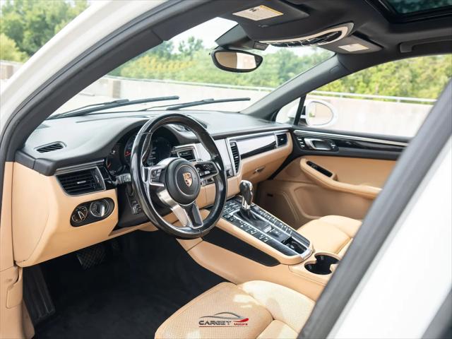 2018 Porsche Macan Macan
