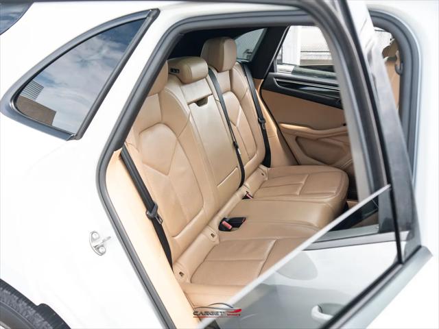 2018 Porsche Macan Macan