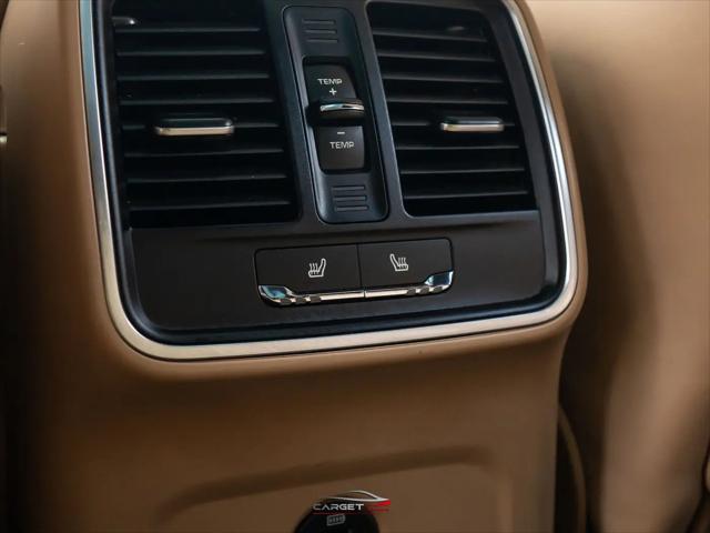 2018 Porsche Macan Macan