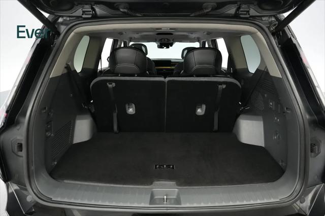 2024 Kia EV9 Land