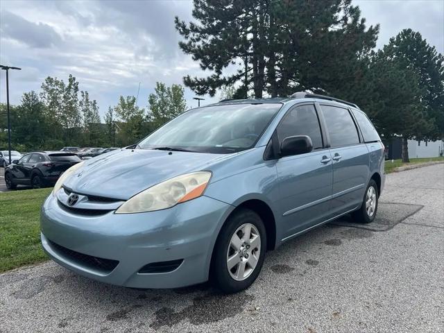 2007 Toyota Sienna LE for sale near Columbus, OH