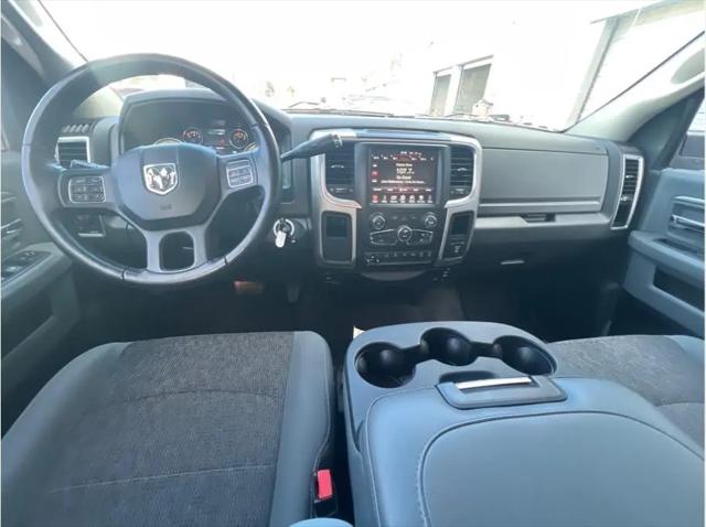 2017 Ram 2500 SLT Crew Cab 4x2 8 Box
