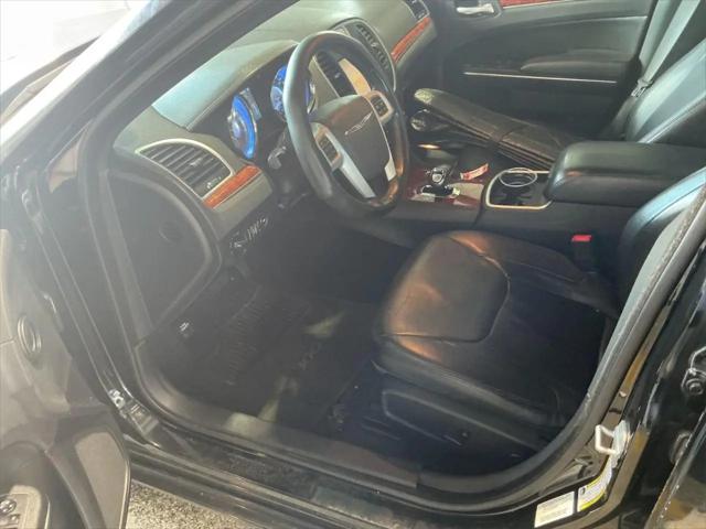 2014 Chrysler 300 Base