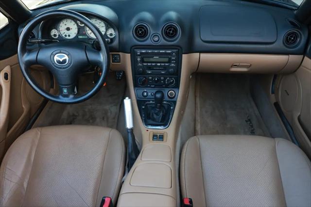 2002 Mazda MX-5 Cloth