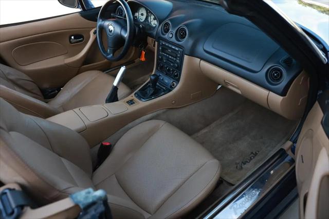 2002 Mazda MX-5 Cloth