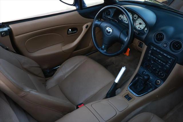 2002 Mazda MX-5 Cloth