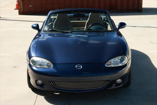 2002 Mazda MX-5 Cloth